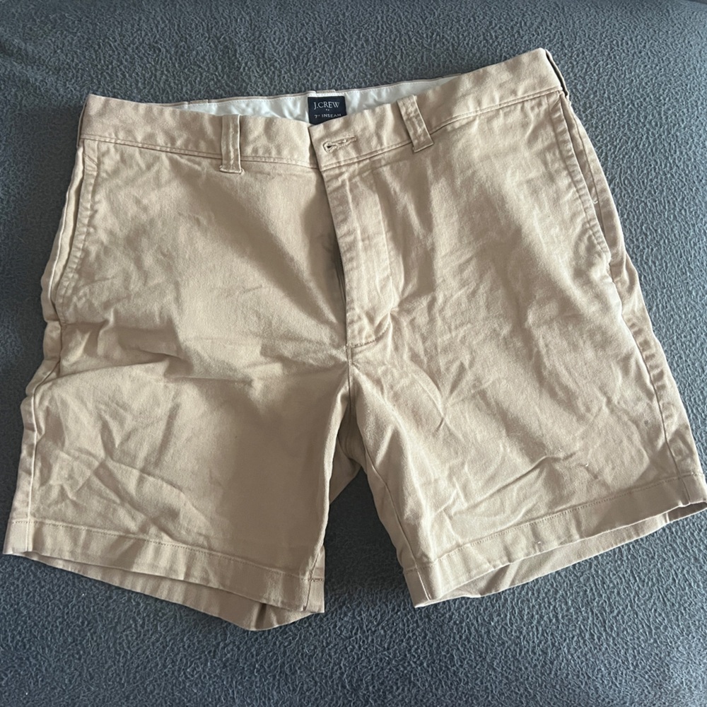 Jcrew 7” inseam shorts style# L0923. 33” waist